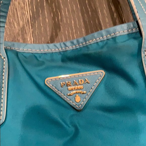 Prada bag - Picture 2 of 8